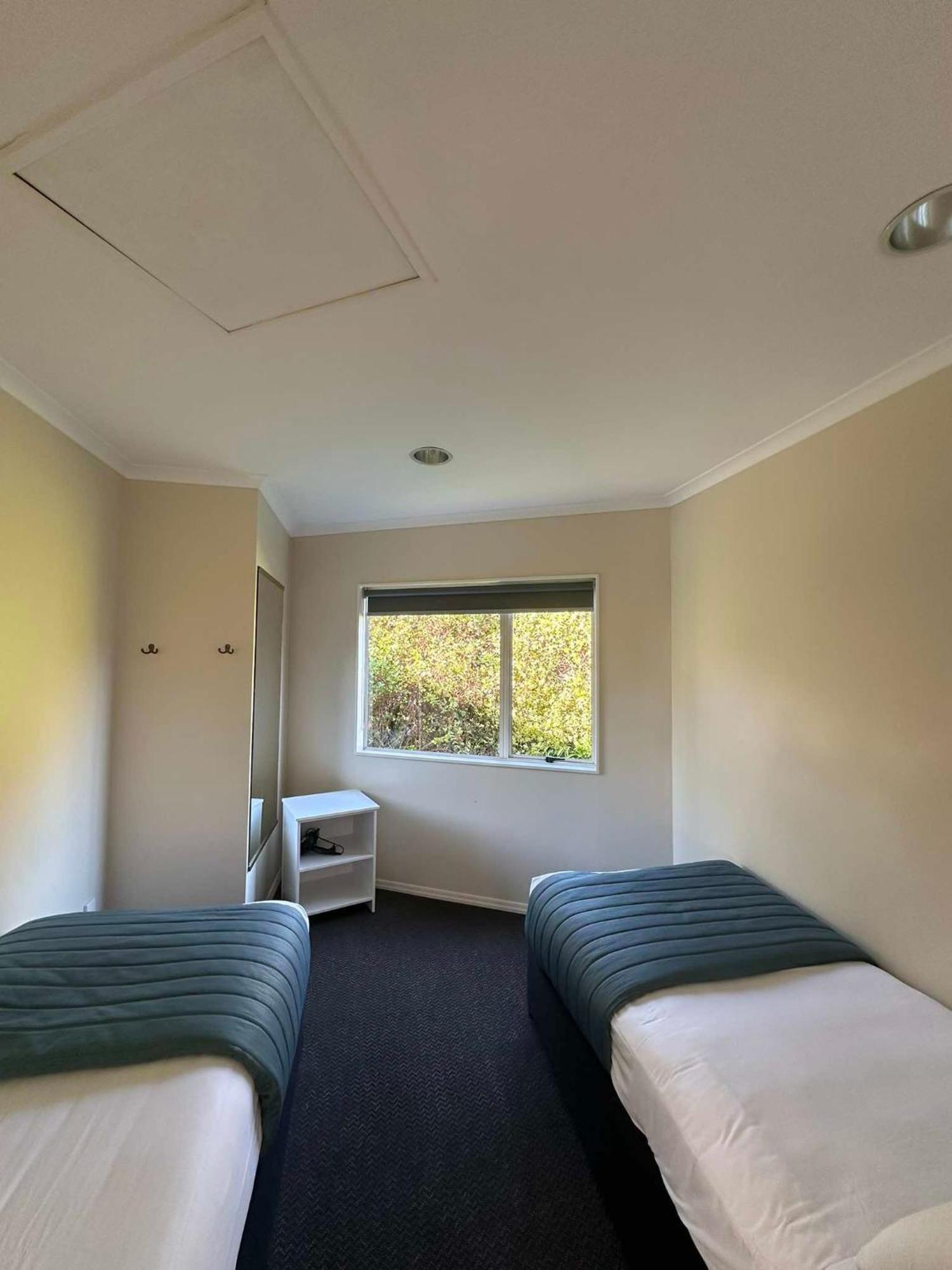 Pohara Beach Top 10 Holiday Park Exterior photo