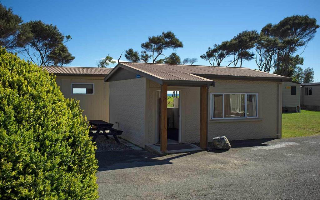 Pohara Beach Top 10 Holiday Park Room photo